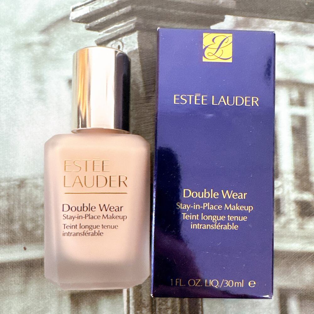 Estée Lauder Double Wear Stay in Place Makeup 1C0 Shell Light Cool Undertone